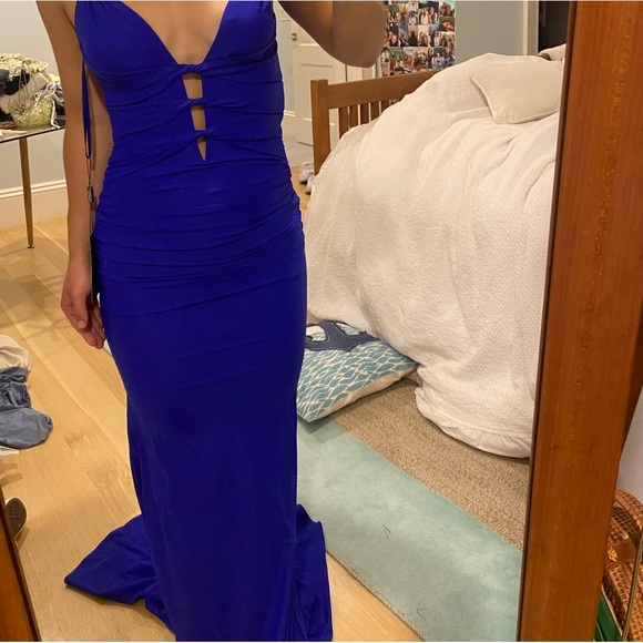 La femme fashion prom dress size 2 blue - Picture 4 of 4